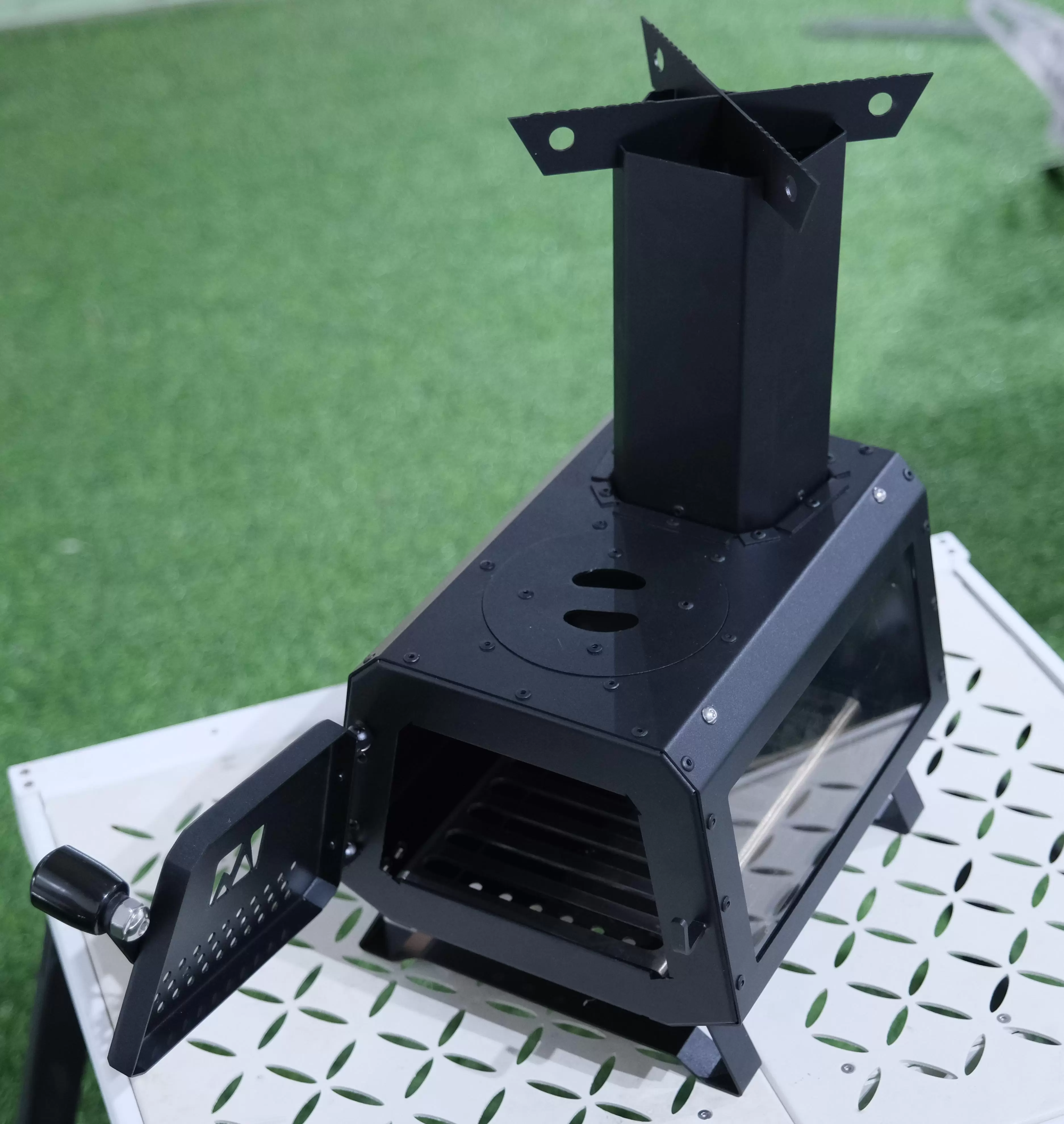 Fogão de mesa Rocket multifuncional e eficiente, sem fumaça