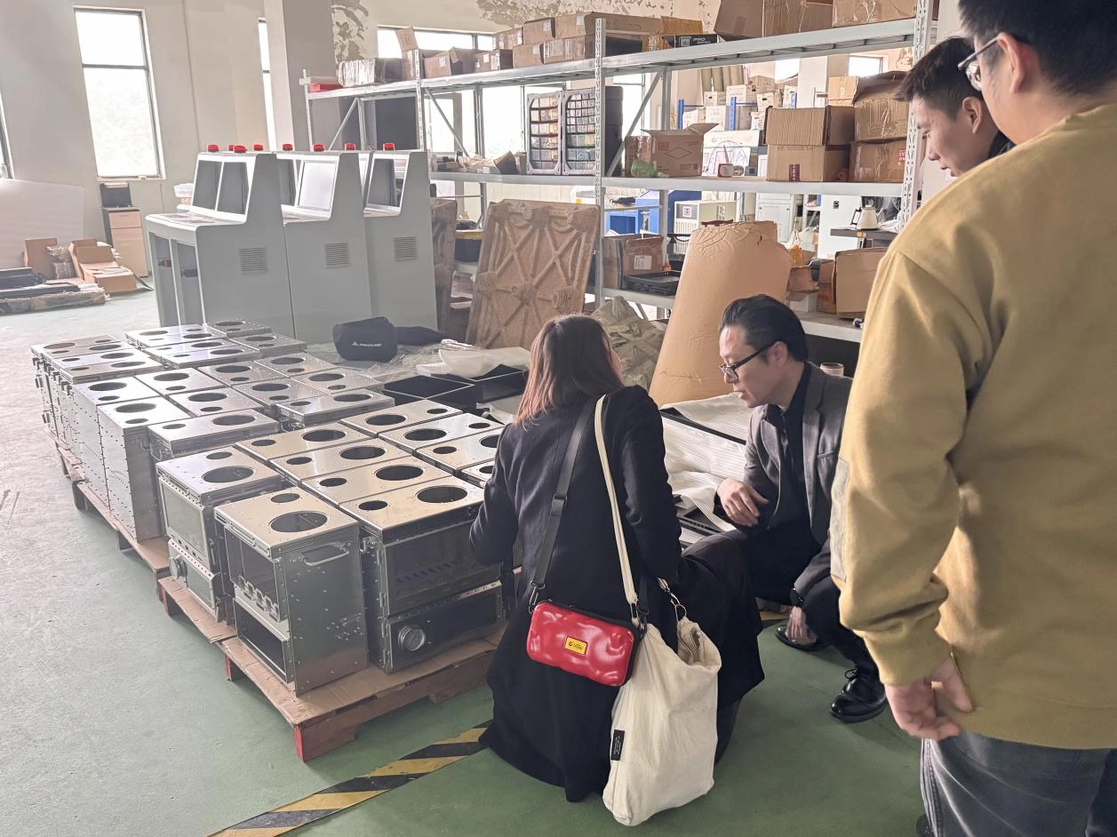 Delegação de marca canadense de produtos para atividades ao ar livre visita Tuoshenghe Delegação de marca canadense de produtos para atividades ao ar livre visita Tuoshenghe